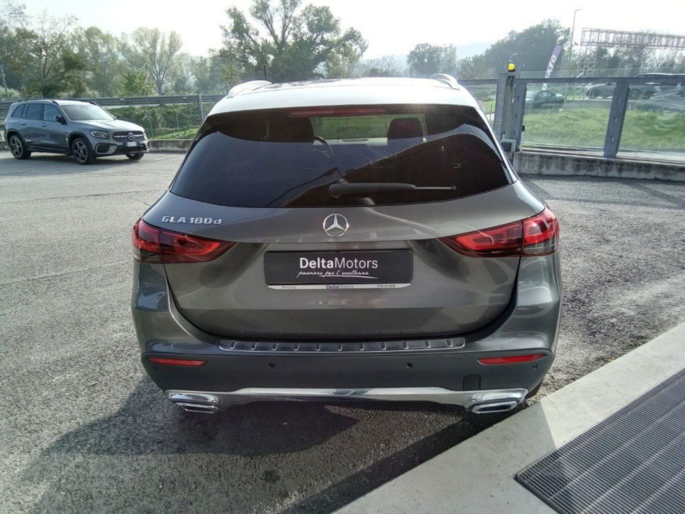 Mercedes-Benz GLA SUV usata a Macerata (10)