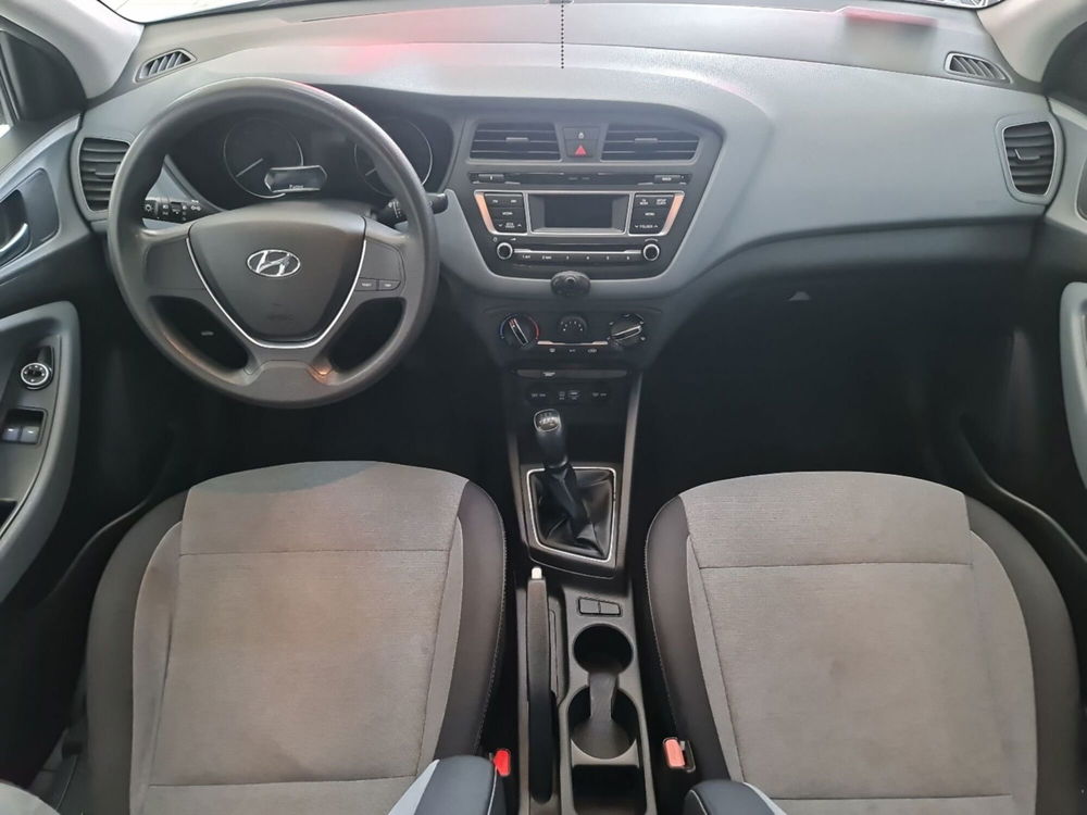 Hyundai i20 usata a Bologna (10)