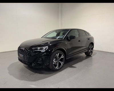 Audi Q3 Sportback 35 2.0 tdi Identity Black s-tronic nuova a Conegliano