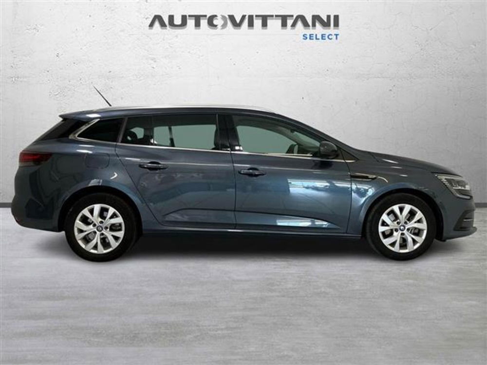 Renault Megane E-Tech Electric usata a Como (5)