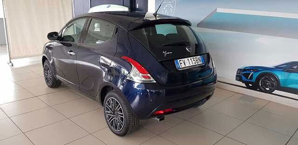 Lancia Ypsilon usata a Pordenone (4)