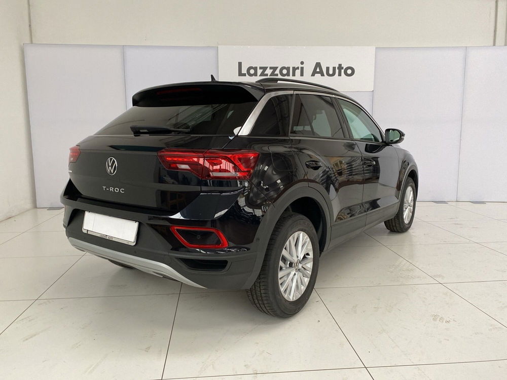 Volkswagen T-Roc nuova a Lodi (4)