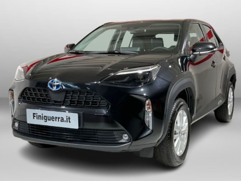 Toyota Yaris Cross 1.5 Hybrid 5p. E-CVT Active nuova a Civate