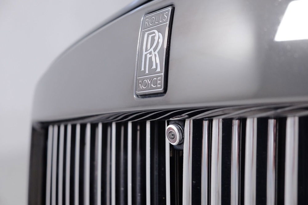 Rolls Royce Cullinan usata a Torino (18)