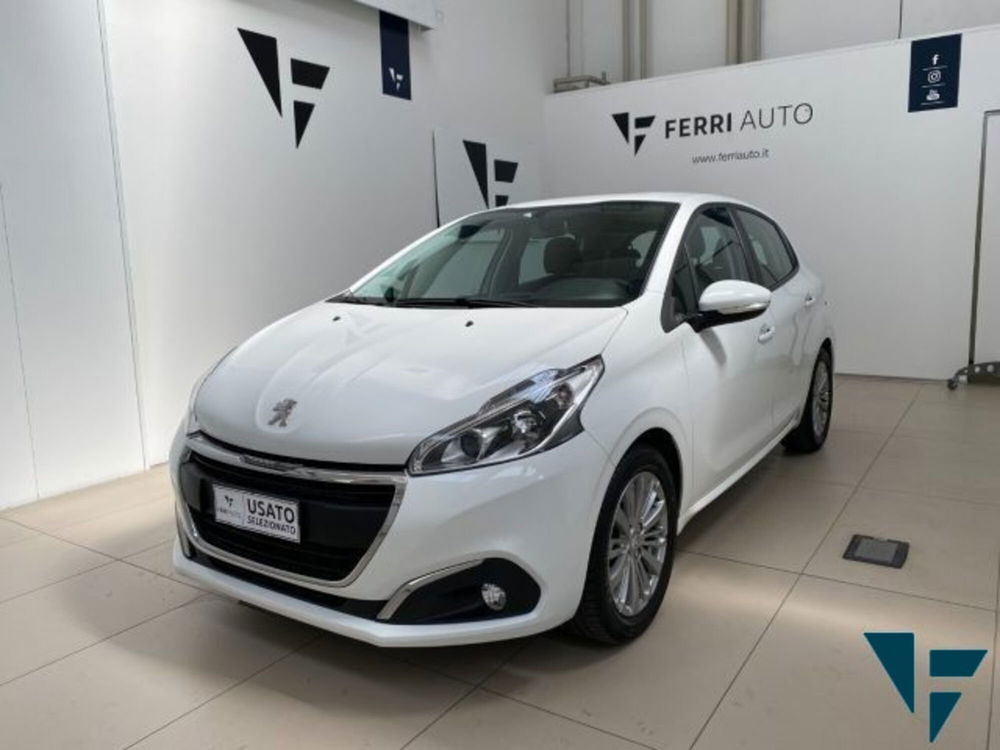 Peugeot 208 usata a Udine (2)