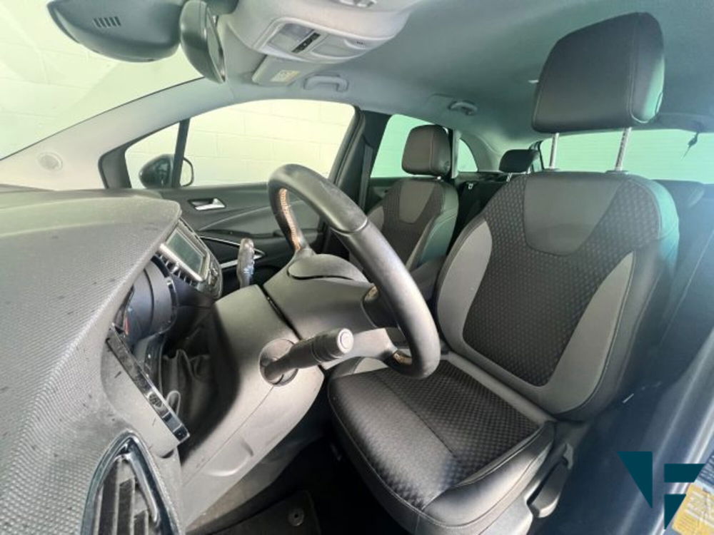 Opel Crossland X usata a Udine (8)