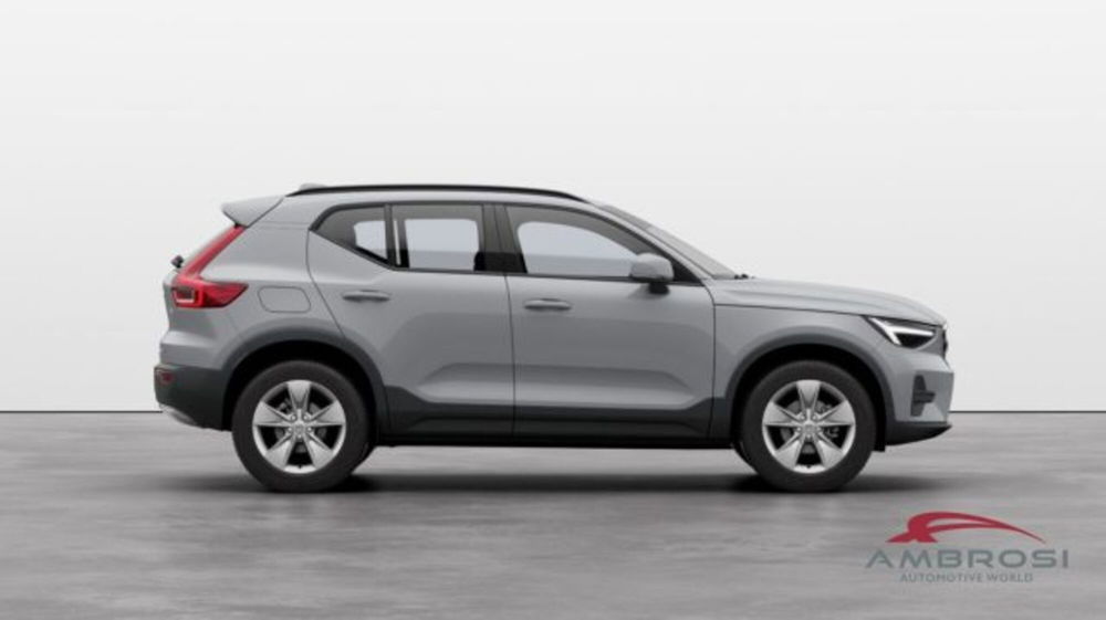 Volvo XC40 nuova a Perugia (4)