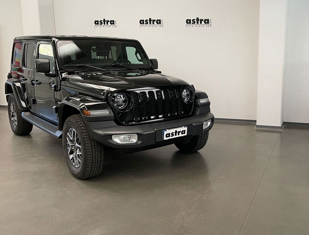 Jeep Wrangler Unlimited usata a Novara