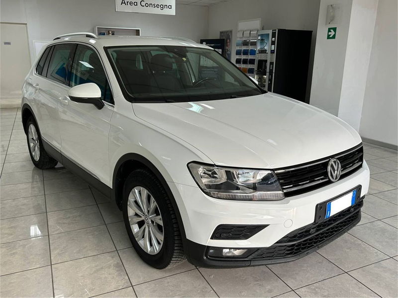 Volkswagen Tiguan 2.0 TDI SCR DSG Business BlueMotion Technology  del 2020 usata a Pratola Serra