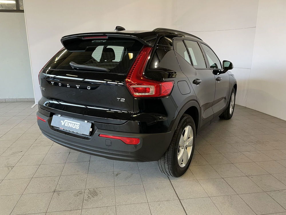 Volvo XC40 usata a Monza e Brianza (7)