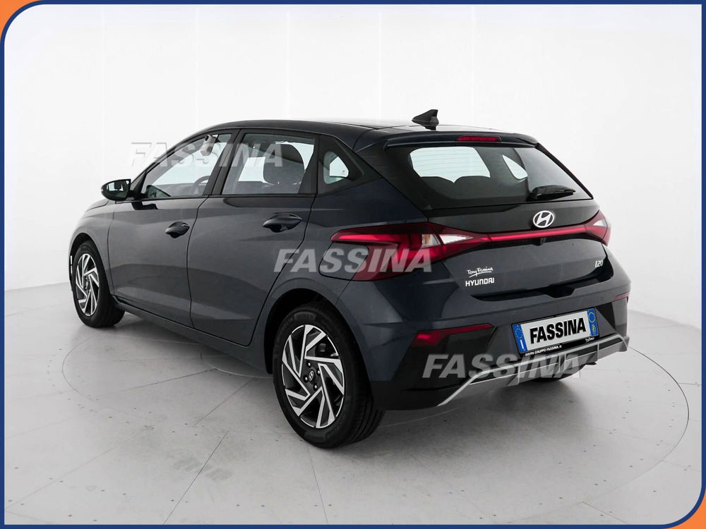 Hyundai i20 nuova a Milano (4)