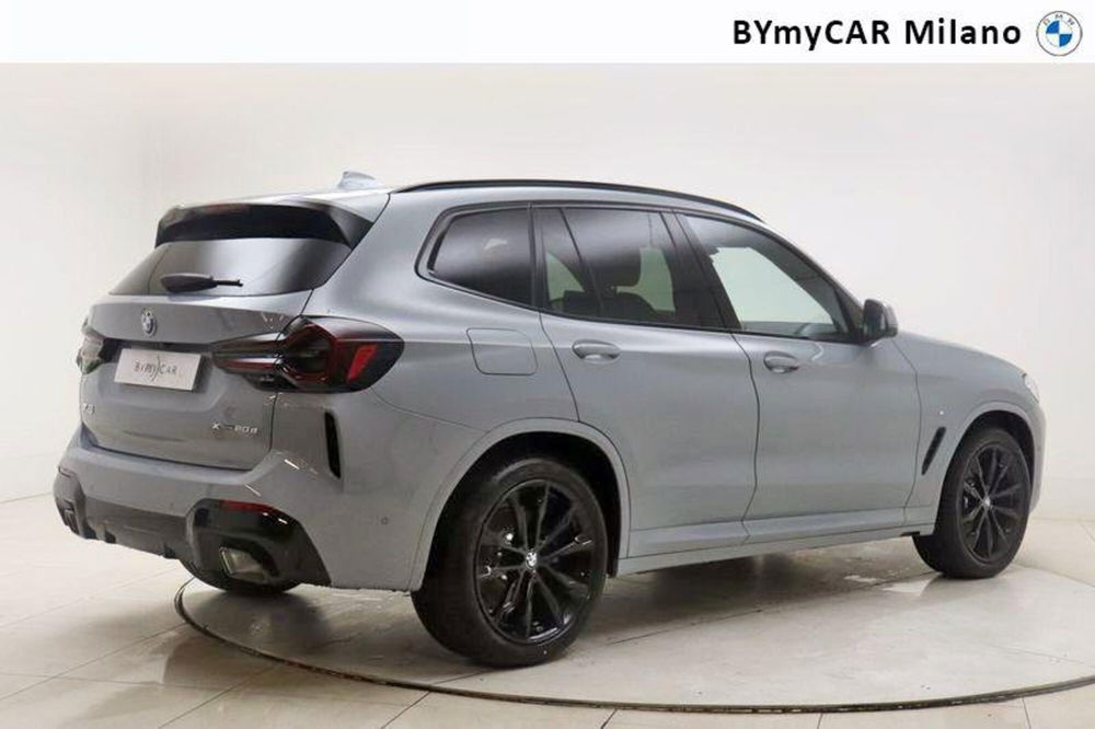 BMW X3 nuova a Milano (8)