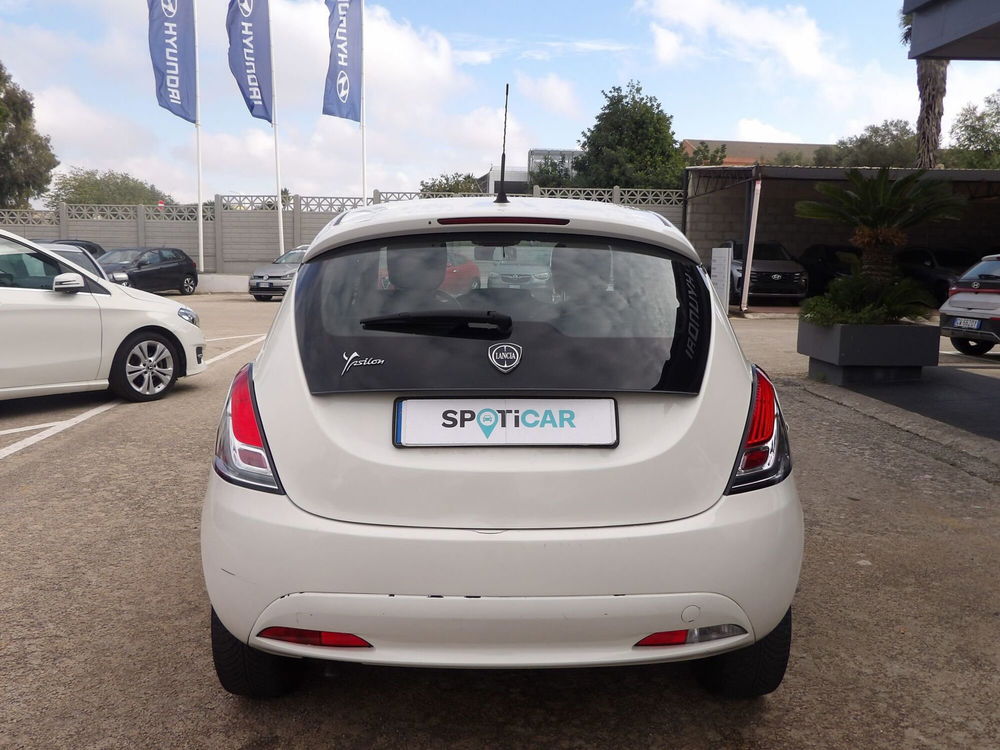 Lancia Ypsilon usata a Catania (6)