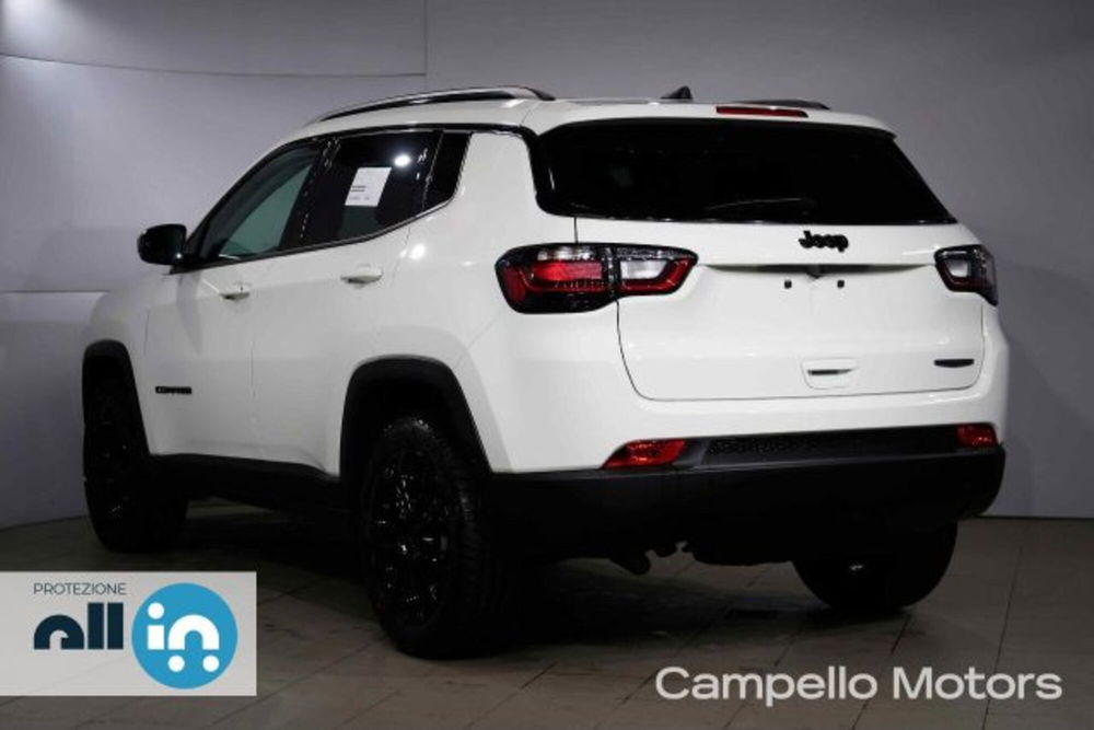 Jeep Compass nuova a Venezia (3)