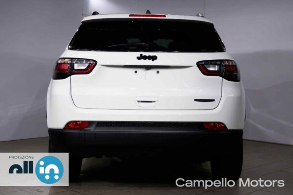 Jeep Compass nuova a Venezia (4)