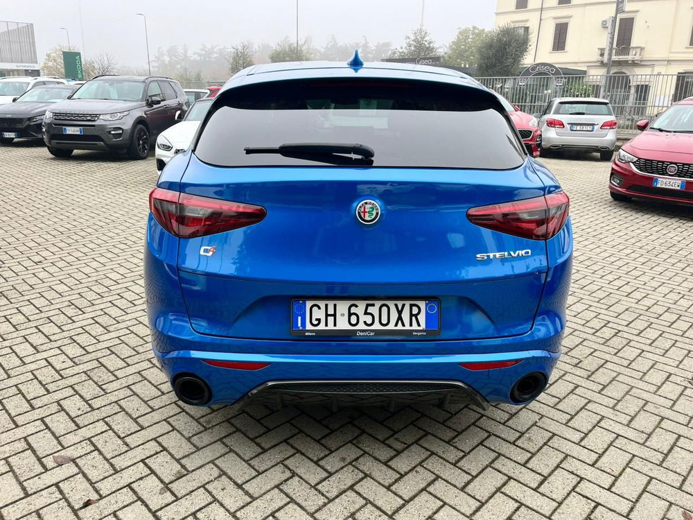 Alfa Romeo Stelvio usata a Milano (7)