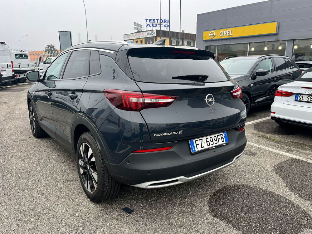 Opel Grandland X usata a Milano (6)