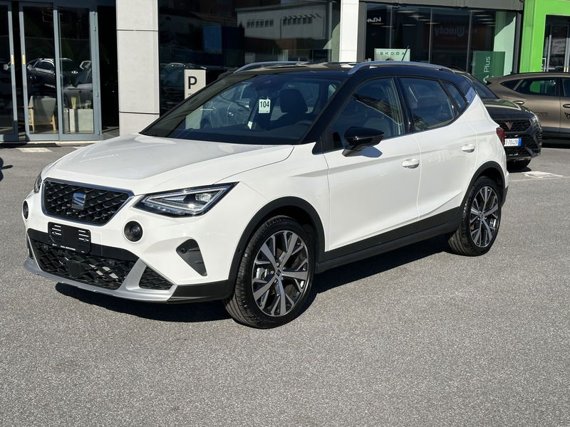 SEAT Arona 1.0 EcoTSI 110 CV XPERIENCE nuova a Livorno