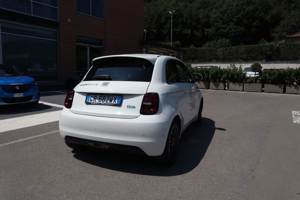 Fiat 500e usata a Salerno (3)