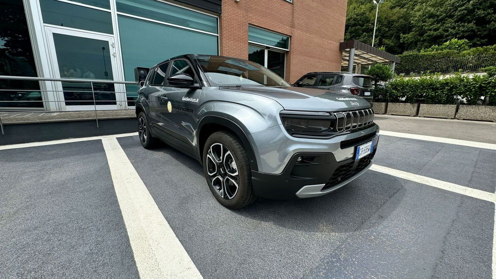 Jeep Avenger usata a Salerno (2)