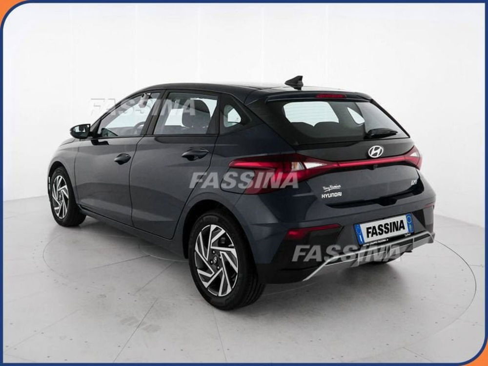 Hyundai i20 nuova a Milano (4)