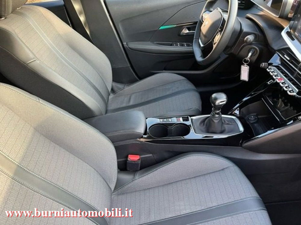 Peugeot 208 usata a Milano (13)