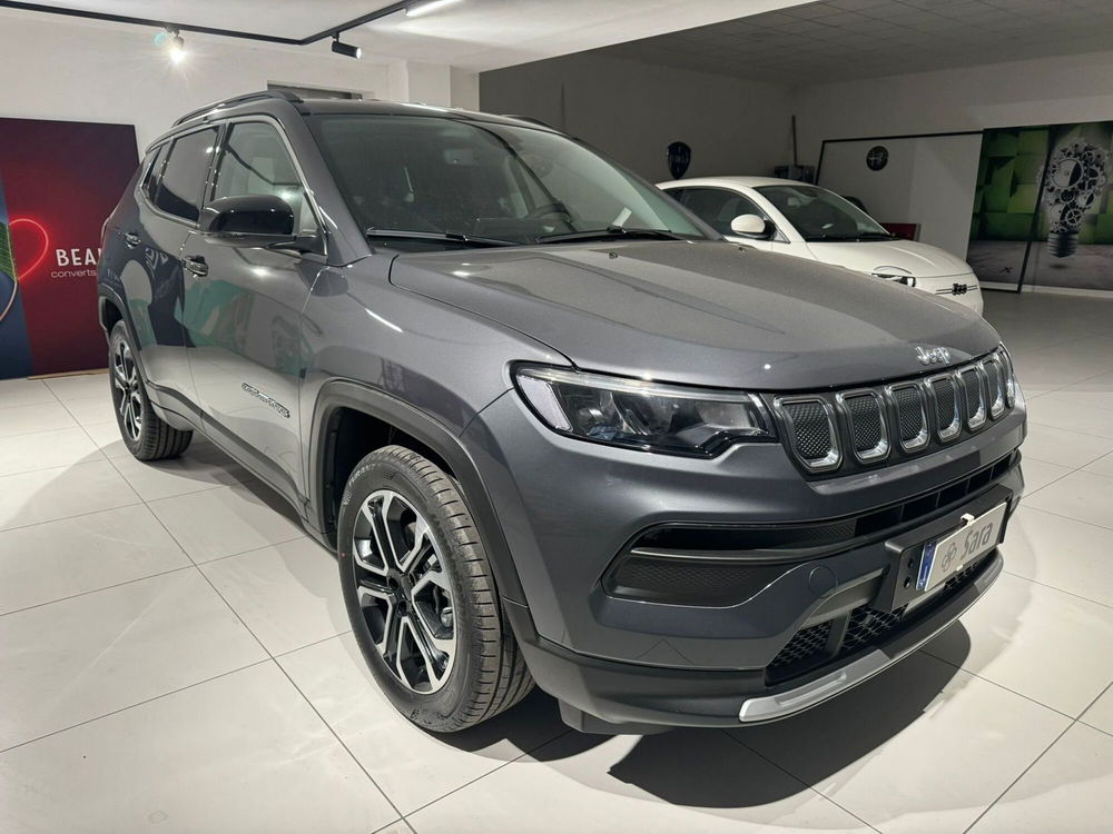 Jeep Compass nuova a Benevento (2)