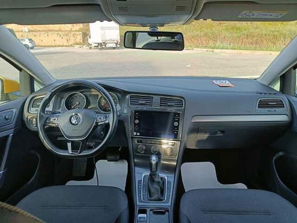 Volkswagen Golf usata a Napoli (15)