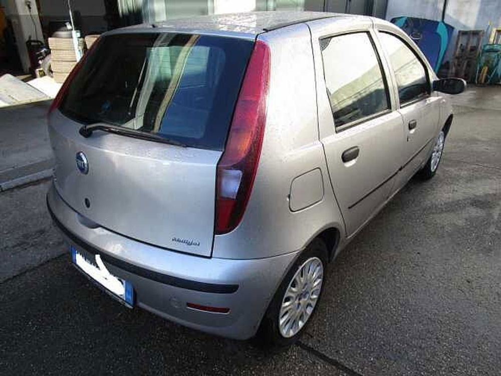 Fiat Punto usata a Roma (2)