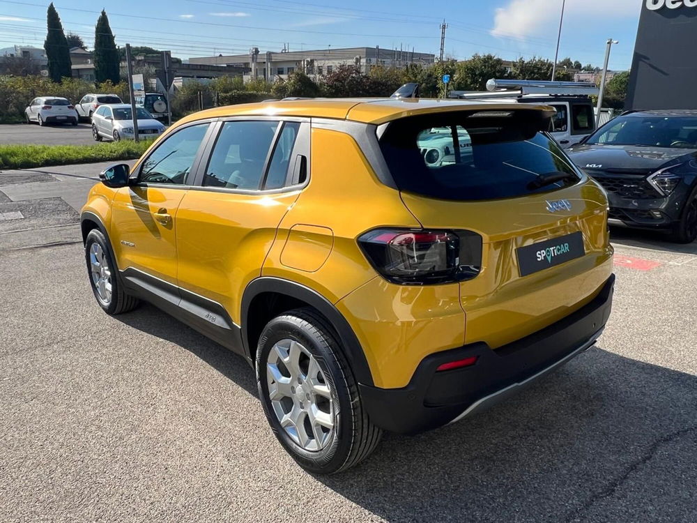 Jeep Avenger nuova a Arezzo (11)