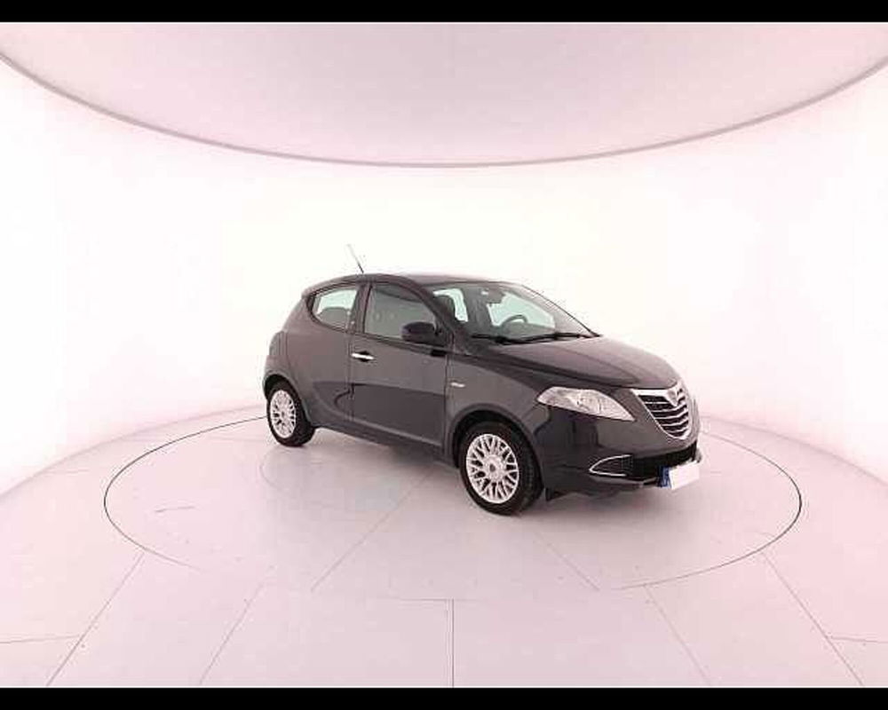 Lancia Ypsilon usata a Venezia (3)