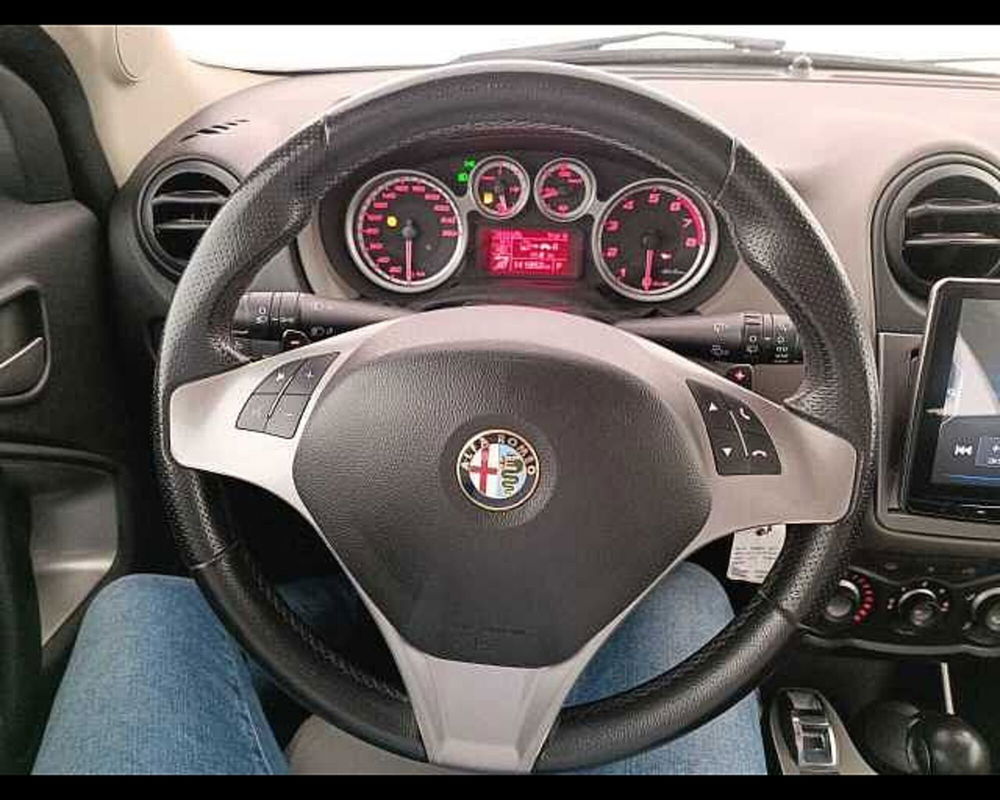 Alfa Romeo MiTo usata a Venezia (12)