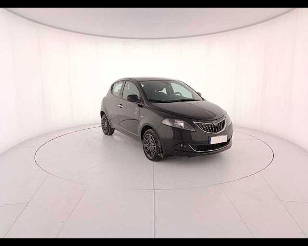 Lancia Ypsilon usata a Venezia (2)