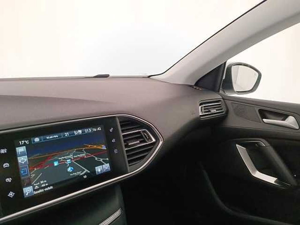 Peugeot 308 SW usata a Venezia (11)