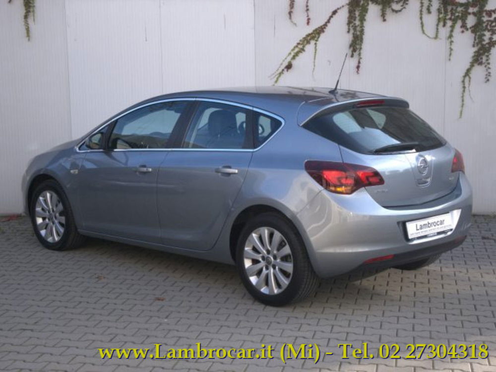 Opel Astra usata a Milano (12)