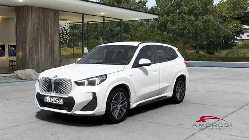 BMW iX1 edrive 20 MSport nuova a Viterbo