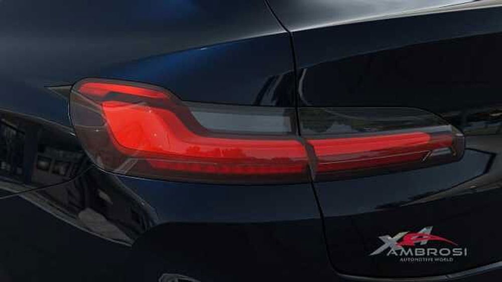 BMW X4 nuova a Viterbo (7)