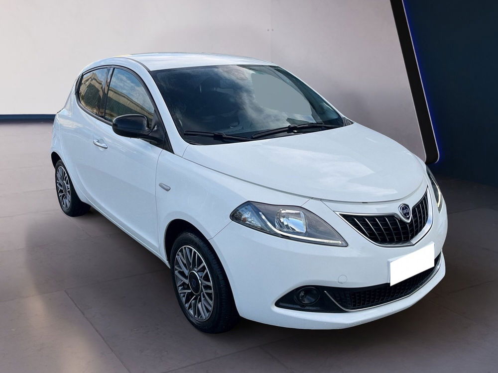 Lancia Ypsilon usata a Torino (3)