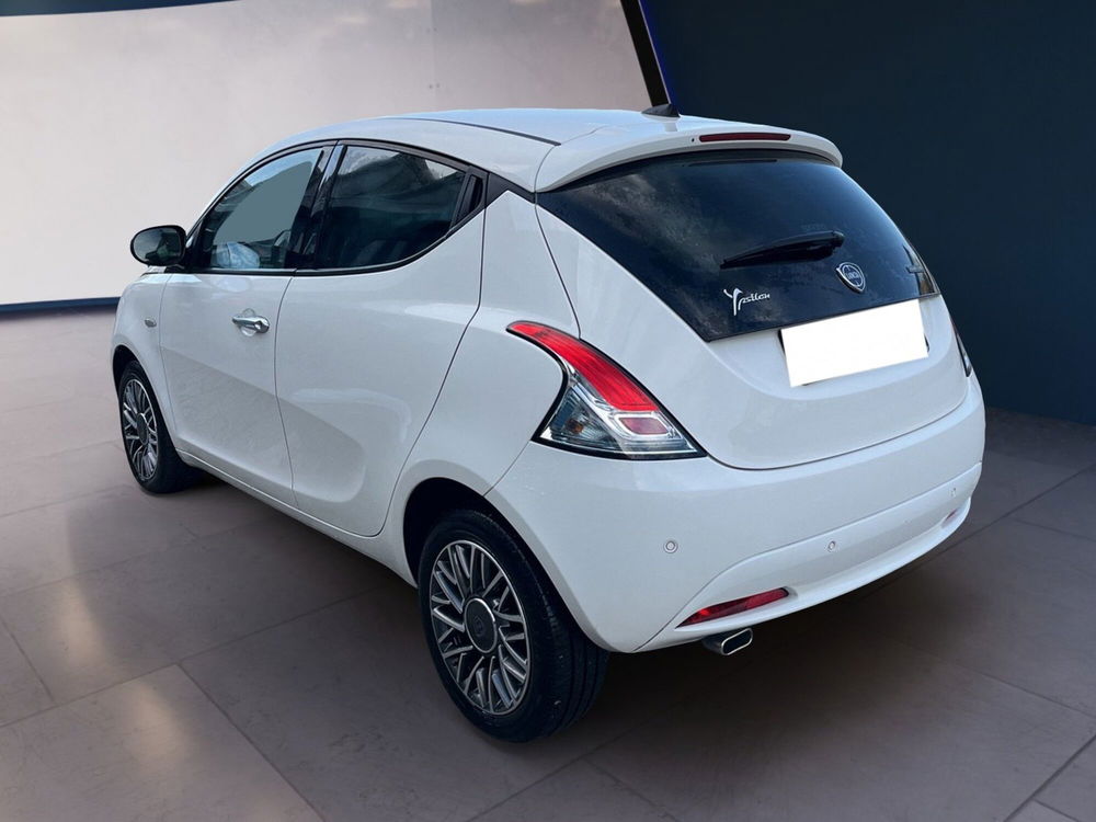 Lancia Ypsilon usata a Torino (5)