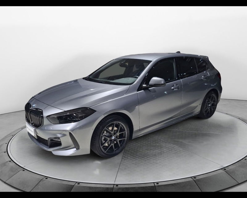 BMW Serie 1 118d Advantage del 2024 usata a San Nicola la Strada