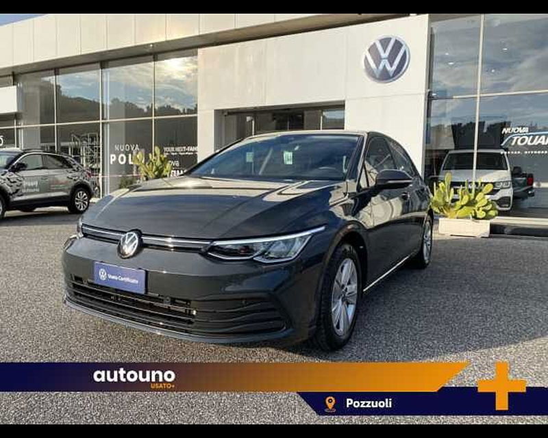 Volkswagen Golf Variant 1.0 eTSI EVO DSG Life del 2021 usata a Pozzuoli