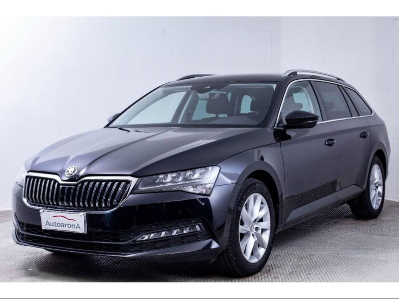 Skoda Superb Station Wagon 2.0 TDI EVO 150 CV SCR DSG Wagon Scout del 2023 usata a Paruzzaro