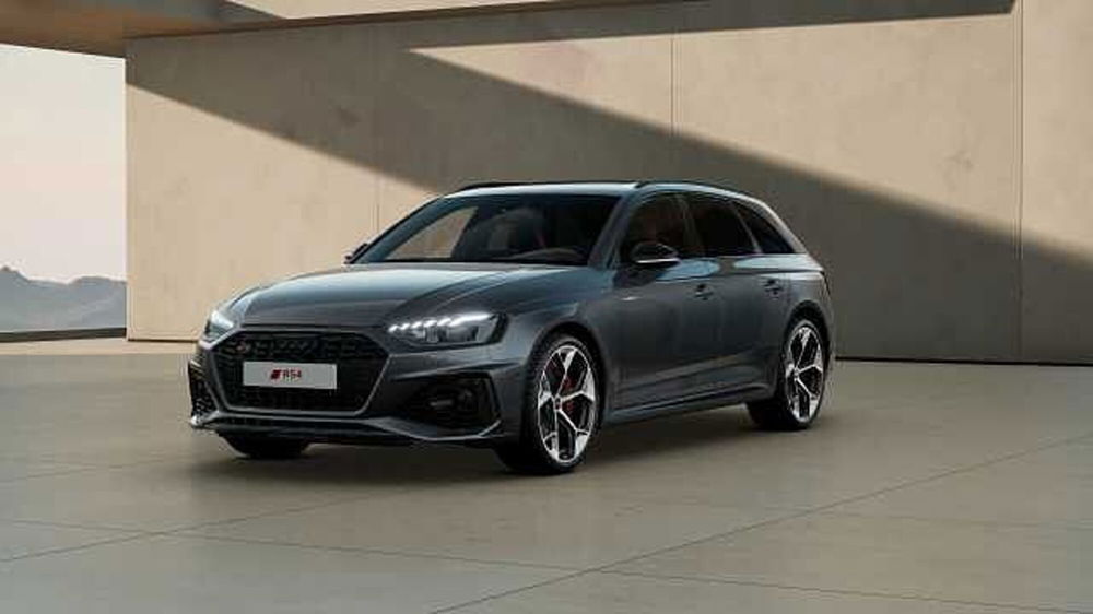 Audi RS 4 Avant nuova a Varese (3)