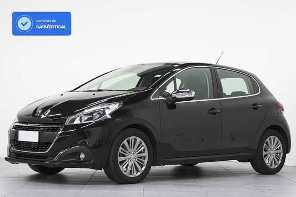 Peugeot 208 usata a Como