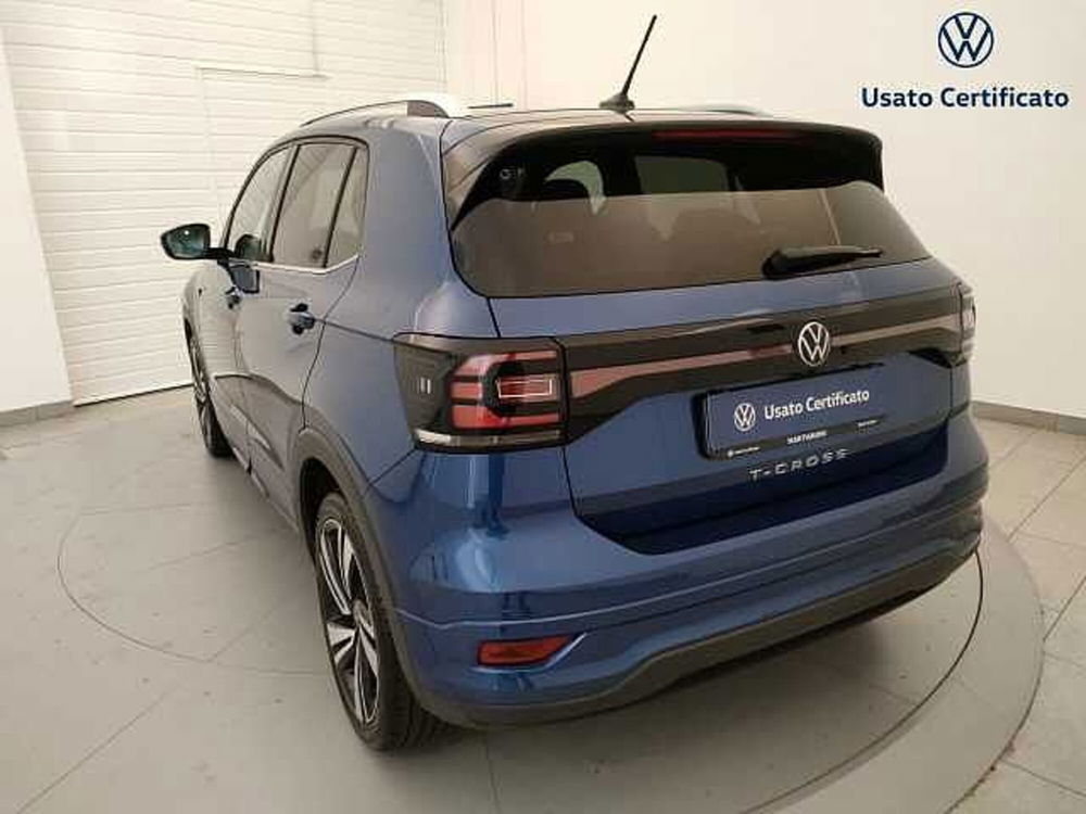 Volkswagen T-Cross usata a Varese (8)