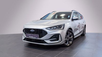 Ford Focus Station Wagon 1.0 EcoBoost 125 CV automatico SW ST-Line  del 2023 usata a Limena