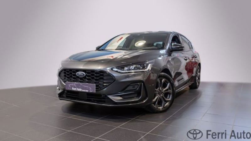 Ford Focus 1.0t ecoboost h ST-Line X 125cv del 2022 usata a Limena