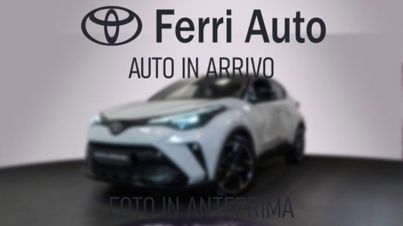 Toyota Toyota C-HR 1.8 hv Active fwd e-cvt del 2022 usata a Limena