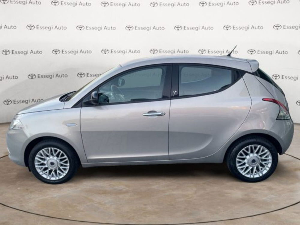 Lancia Ypsilon usata a Vercelli (2)