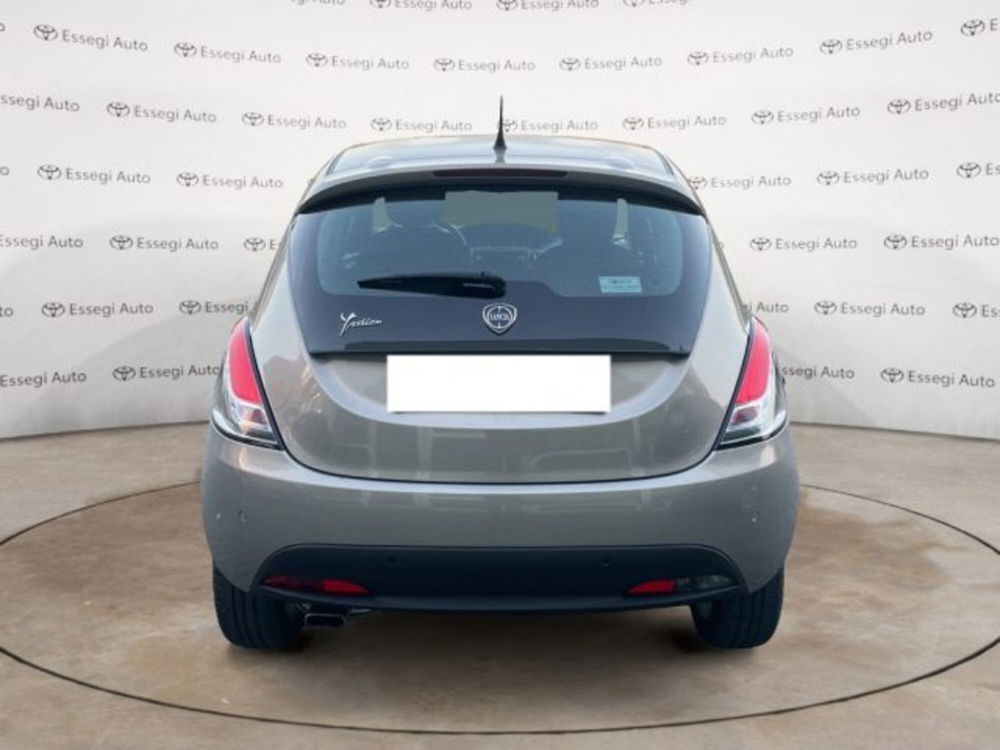 Lancia Ypsilon usata a Vercelli (3)